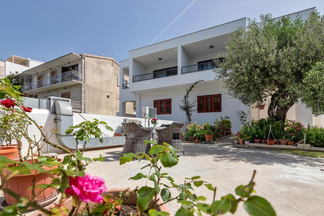 Central Beach Apartments Tučepi Exterior foto